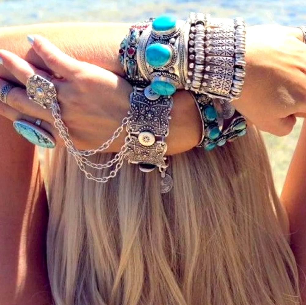 Southwest Native Turquoise Silver Cuff Bracelet